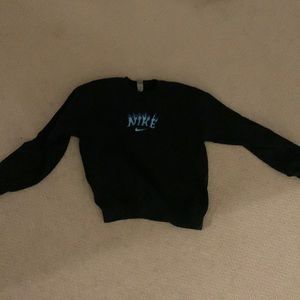 Mens Nike small black crewneck